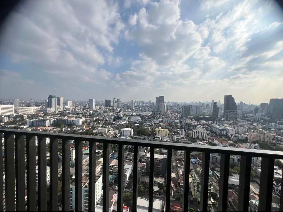 ให้เช่า The Line Vibe ชั้น 33 วิวเมือง ตกแต่งครบครัน พร้อมเข้าอยู่ รีบคว้าไว้เลย