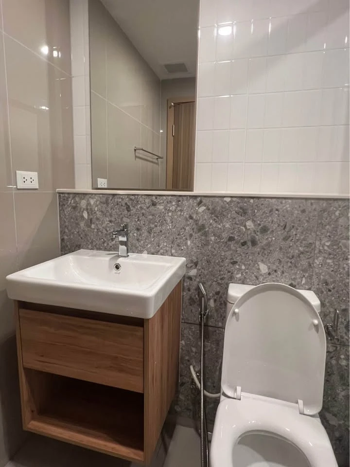 ให้เช่า The Line Vibe ชั้น 33 วิวเมือง ตกแต่งครบครัน พร้อมเข้าอยู่ รีบคว้าไว้เลย