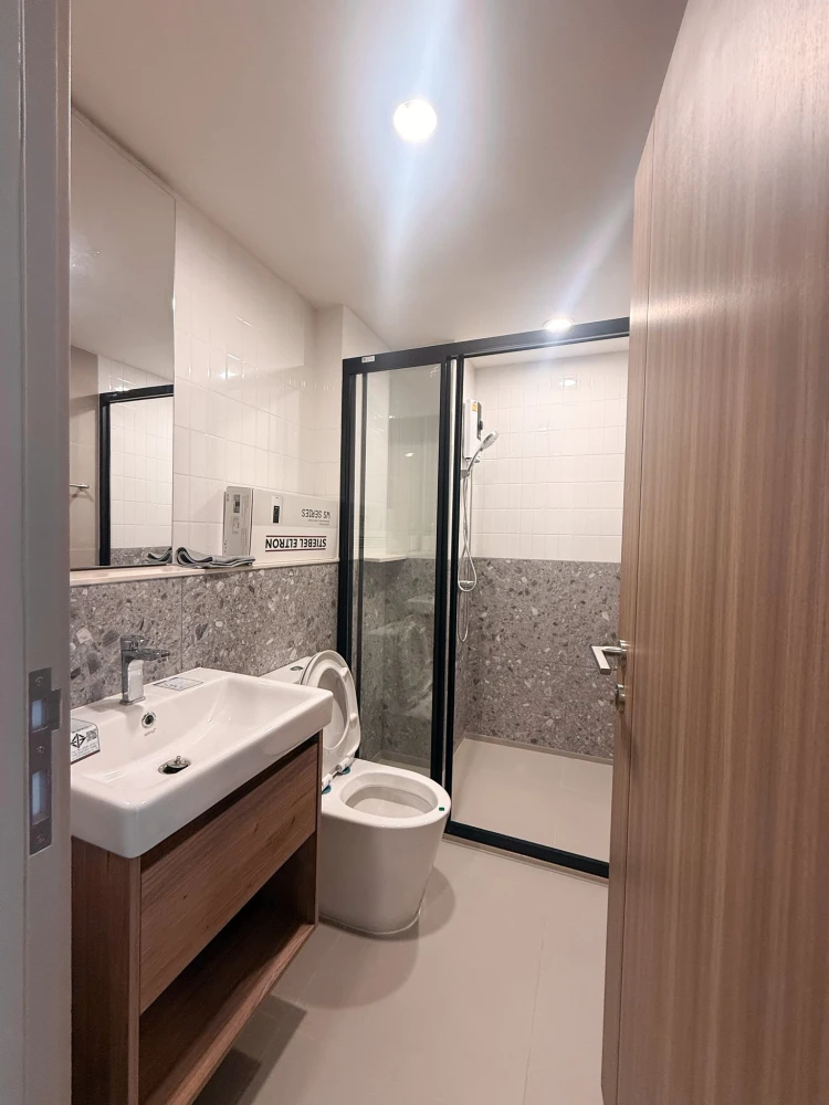 ให้เช่า The Line Vibe ห้องแต่งน่าอยู่ ชั้น 28 ระเบียงวิวเมือง สวยมาก  เฟอร์นิเจอร์ เครื่องใช้ไฟฟ้าครบ จองเลย