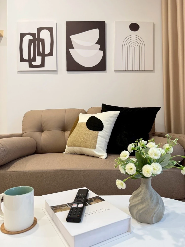 ให้เช่า The Livin Phetkaseam แต่งครบสวยสไตล์มินิมอล ครบจบที่นี่ ลากกระเป๋าเข้าอยู่ได้เลย มาจองด่วนๆ