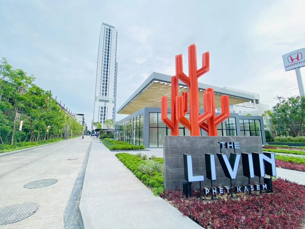 ให้เช่า The Livin Phetkasem  ห้องพร้อมอยู่ ชั้นสูง เฟอร์พร้อม จองเลย+++