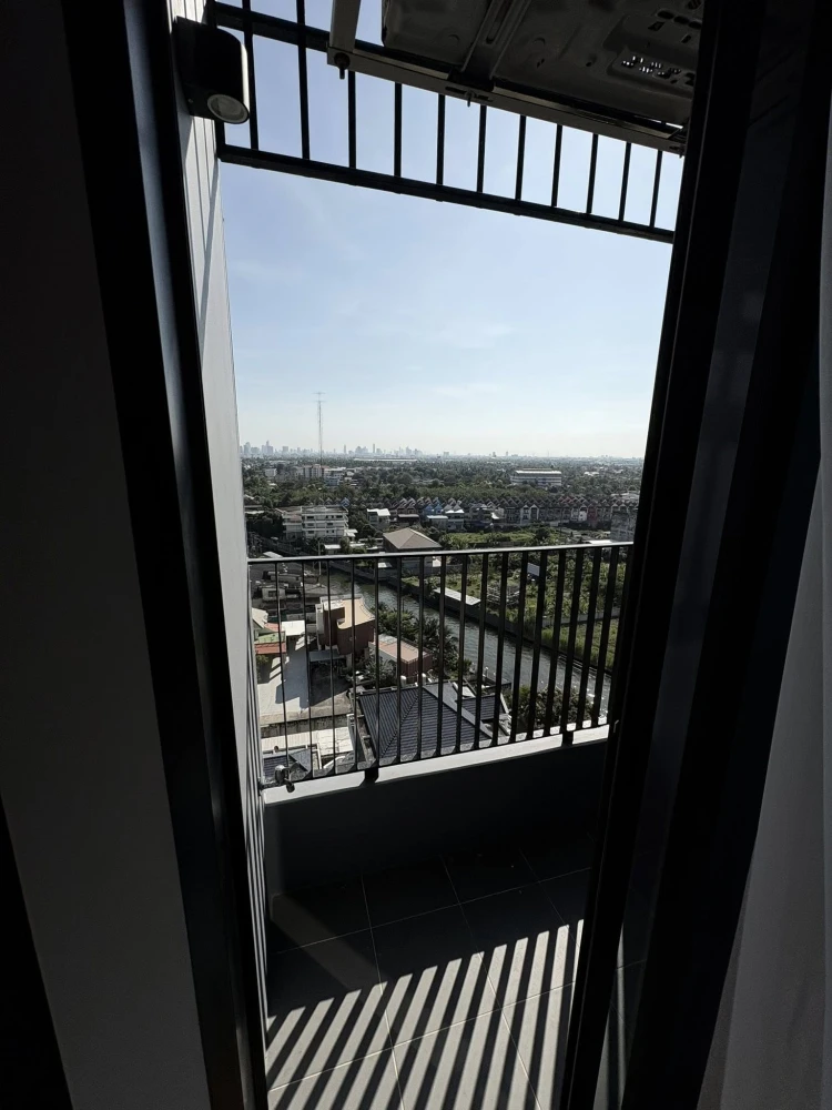 ให้เช่า The Livin Phetkasem 37 ห้องพร้อมอยู่ เฟอร์พร้อม น่าอยู่ จองเลย