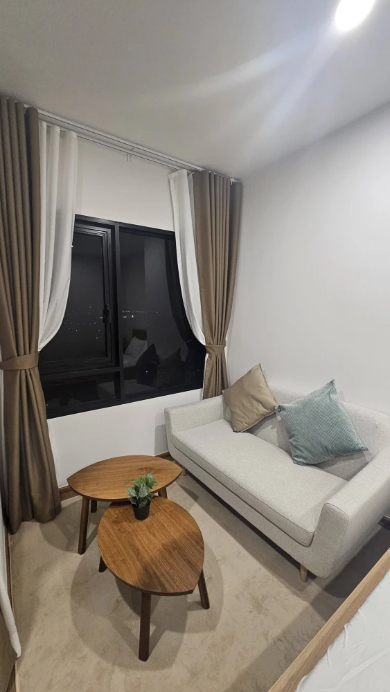 ให้เช่า The Livin Phetkasem 37 ห้องมุมคนไม่พลุกพล่าน เครื่องใช้ไฟฟ้าและเฟอร์ครบครัน ห้ามพลาด