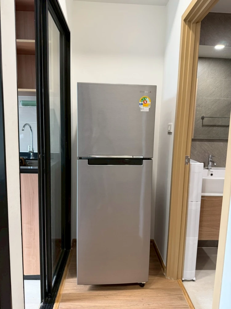 ให้เช่า The LIVIN Phetkasem 37 ใกล้ MRT ตกแต่ง Build-in เฟอร์ครบ เครื่องซักผ้าอบผ้ามีให้พร้อม รีบจองเลย