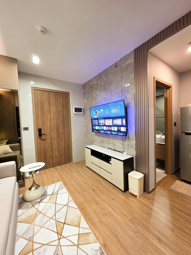 ให้เช่า The Livin Ramkhamhaeng ห้องพักสไตล์ Modern-Luxury ตกแต่งสวยงามพร้อมอยู่ อัดแน่นด้วยแกดเจ็ตล้ำๆ รีบจองเลย