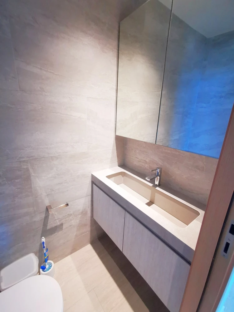 ให้เช่า The Lofts Silom ห้องแบบดูเพล็กซ์ มี 2 ห้องนอน สิ่งอำนวยความสะดวกจัดเต็ม รีบจองให้ไว