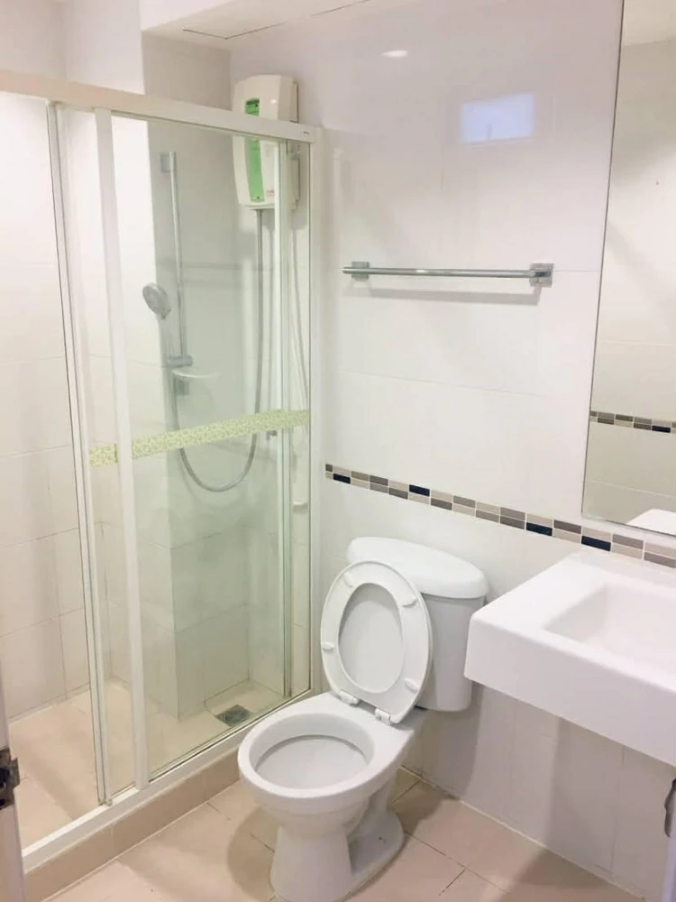 ให้เช่า The Log 3 Sukhumvit 101/1 ห้องพร้อมอยู่ เฟอร์ เครื่องใช้ไฟฟ้าครบ มาแต่ตัวเข้าอยู่ได้เลย