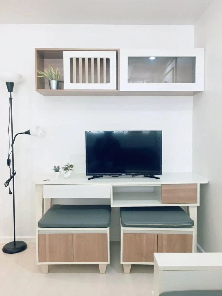 ให้เช่า The Log 3 Sukhumvit 101/1 ห้องพร้อมอยู่ เฟอร์ เครื่องใช้ไฟฟ้าครบ มาแต่ตัวเข้าอยู่ได้เลย