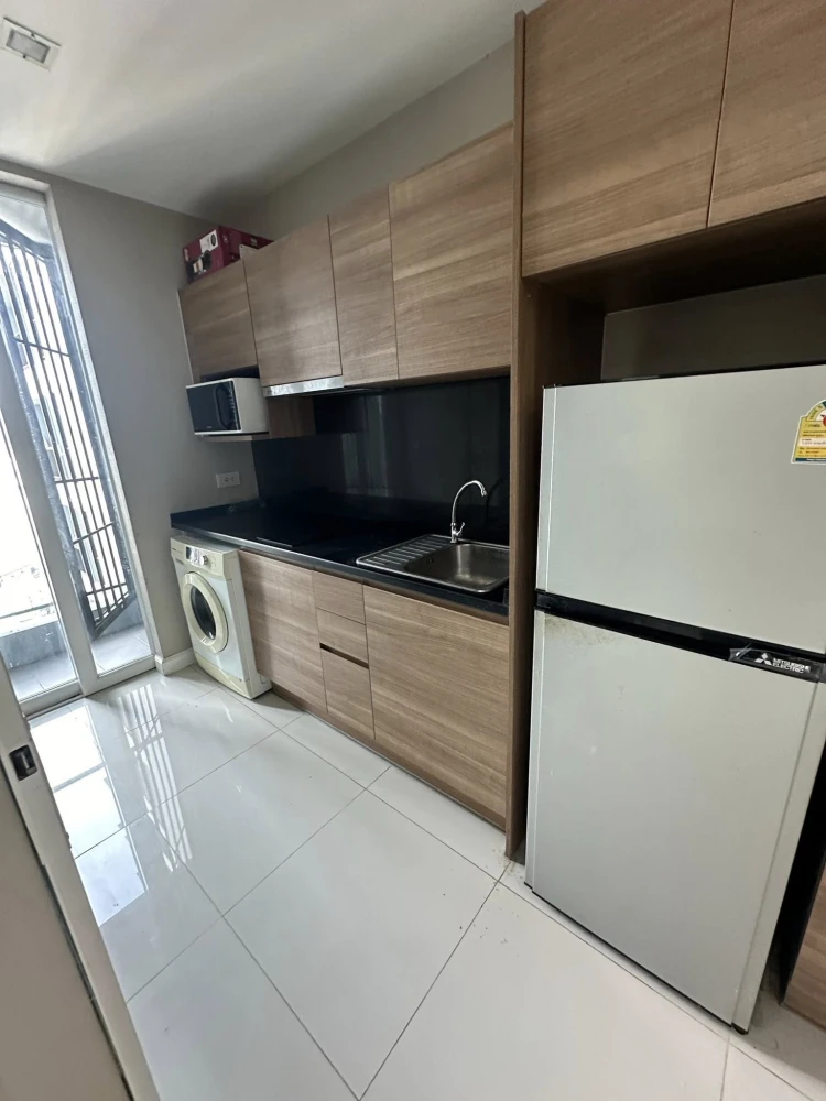 ให้เช่า The Metropolis ชั้น 18 ห้องกว้าง อยู่สบาย แต่งครบ จองเลย ห้ามพลาด