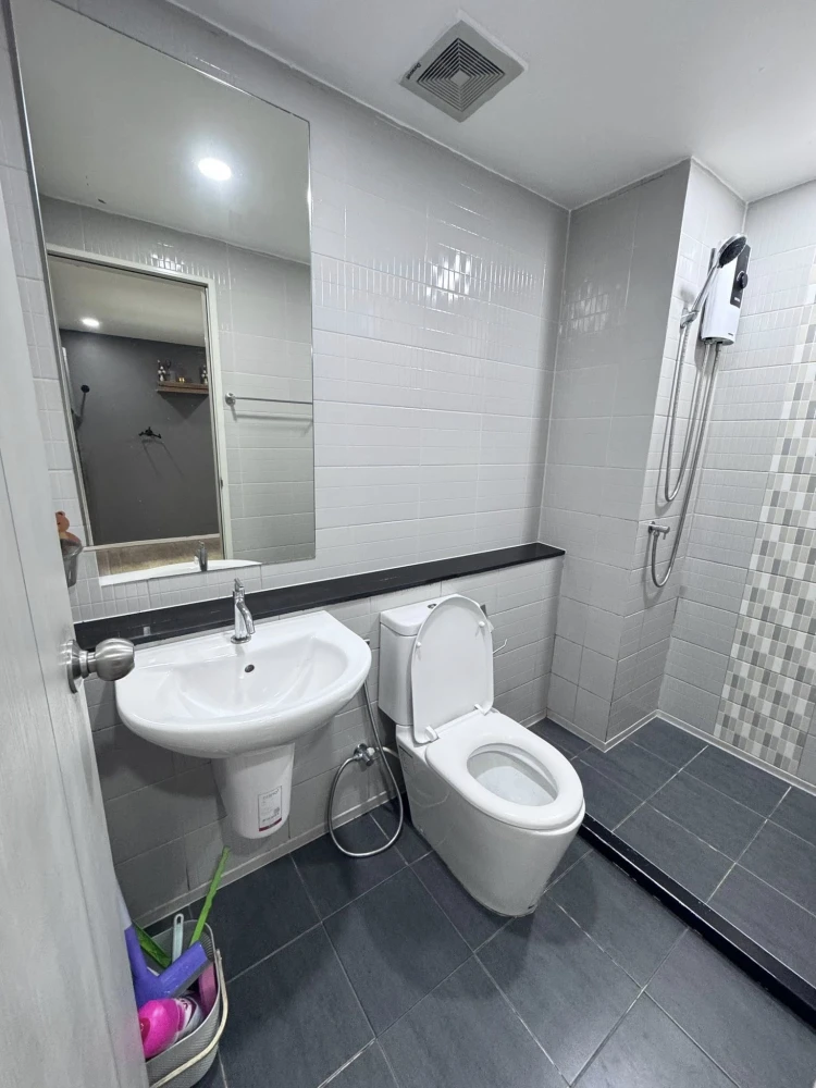 ให้เช่า The Midd Condo ห้องพร้อมอยู่ สิ่งอำนวยความสะดวกครบ ราคาไม่แรง มาจองเลย อย่าพลาด