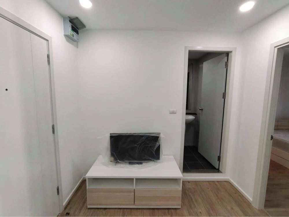 ให้เช่า The MiDD Condo ห้องพร้อมอยู่ เฟอร๋พร้อม หิ้วกระเป๋ามาได้เลย++