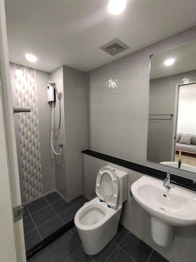 ให้เช่า The MiDD Condo ห้องพร้อมอยู่ เฟอร๋พร้อม หิ้วกระเป๋ามาได้เลย++