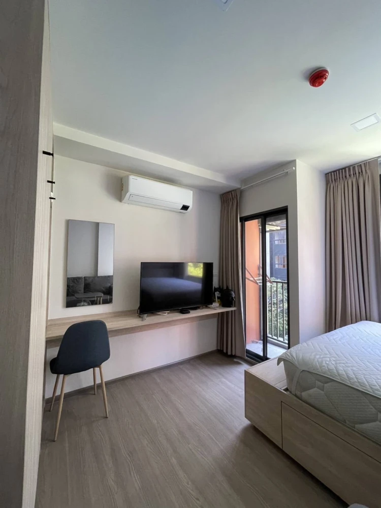 ให้เช่า the muve บางนา วิวสระว่ายน้ำ บรรยากาศชิลสุดๆ เครื่องใช้ไฟฟ้าครบ พร้อมเข้าอยู่