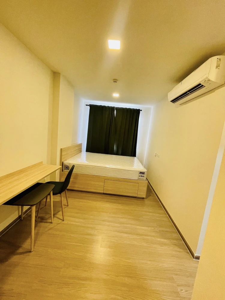 ให้เช่า The MUVE Bangna 2 ห้องนอน พื้นที่ใช้สอยเยอะ เฟอร์นิเจอร์ครบครัน มองเห็นวิวสระว่ายน้ำ รีบจองเลย