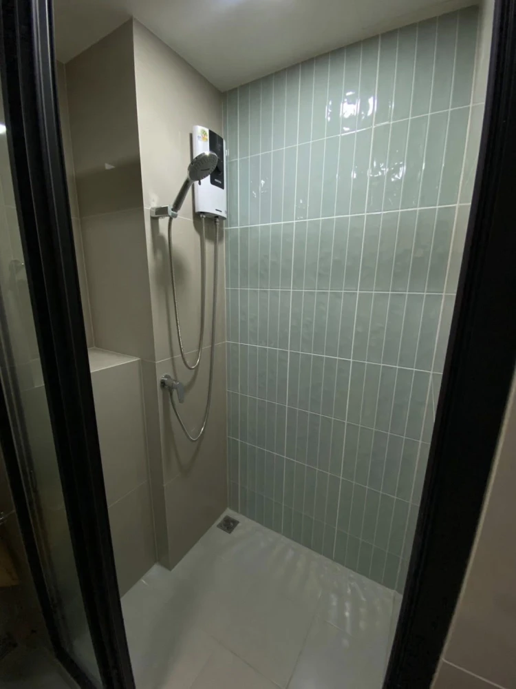 ให้เช่า The Muve Pradipat ห้องพร้อมอยู่ เฟอร์ เครื่องใช้ไฟฟ้าครบ มจองได้แล้ววันนี้ อย่าพลาด