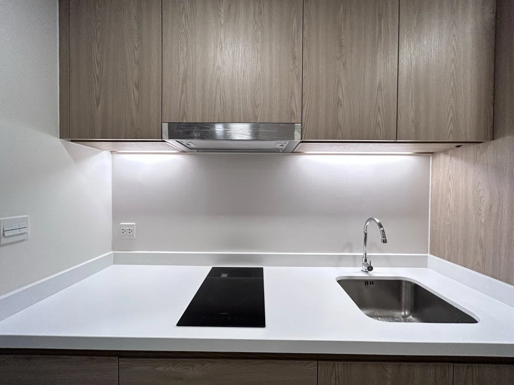 ให้เช่า The Nest Chula Samyan ห้องน่าอยู่ ชั้น 8 ทำเลดี เฟอร์นิเจอร์ครบครัน หิ้วกระเป๋าเข้าอยู่ได้เลยจ้า