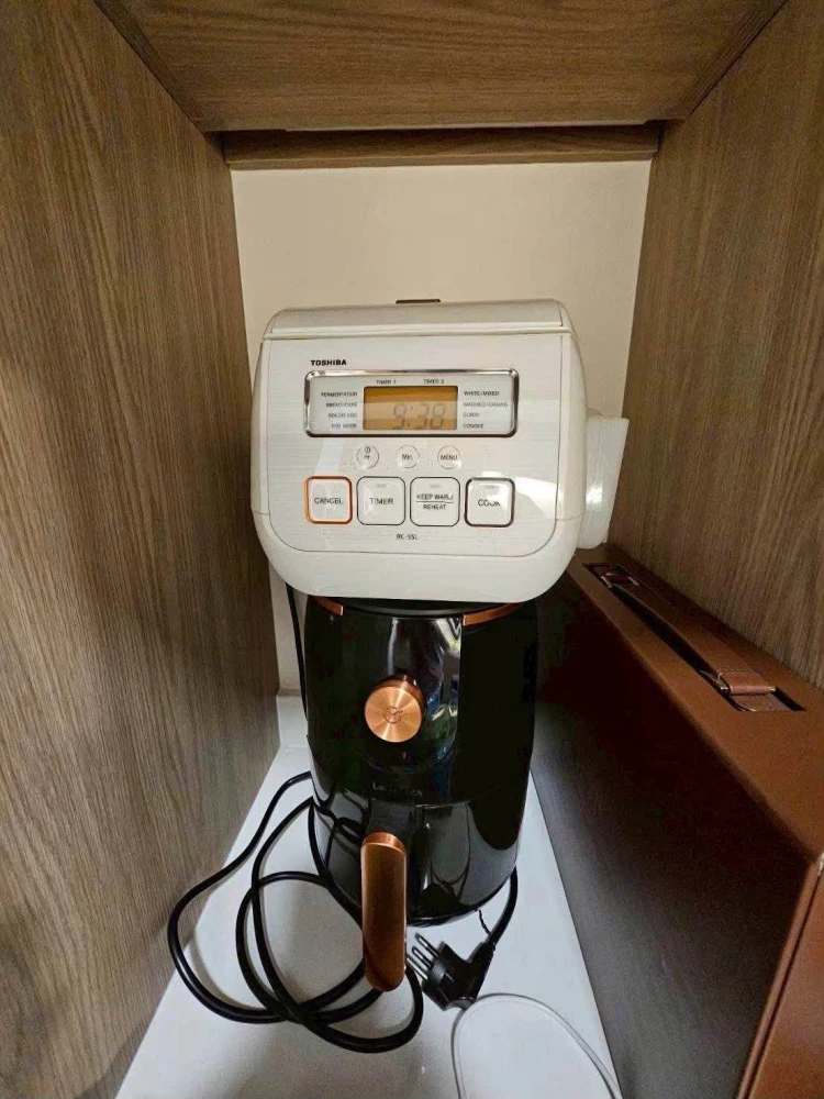 For rent: The Nest Chula-Samyan. Fully furnished with appliances. Just bring your personal belongings and move in! Don't miss out!
