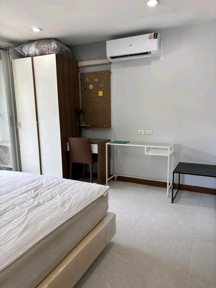 ให้เช่า The Niche Sukhumvit 49 ชั้น 2 ห้องแต่งครบ เข้าอยู่ได้เลย จองด่วน
