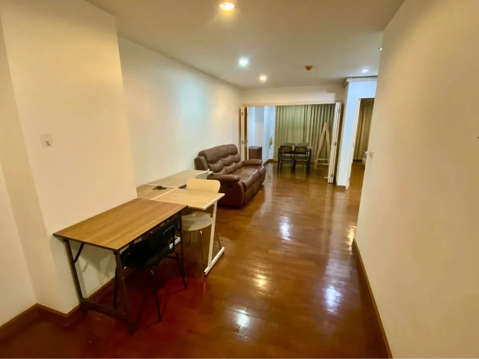 ให้เช่า The Niche Sukhumvit 49 ห้องกว้าง อยู่สบายสุด ไม่อึดอัดเลย จองก่อนได้ก่อน