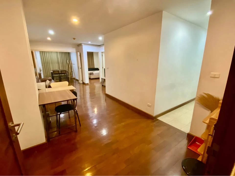 ให้เช่า The Niche Sukhumvit 49 ห้องกว้าง อยู่สบายสุด ไม่อึดอัดเลย จองก่อนได้ก่อน