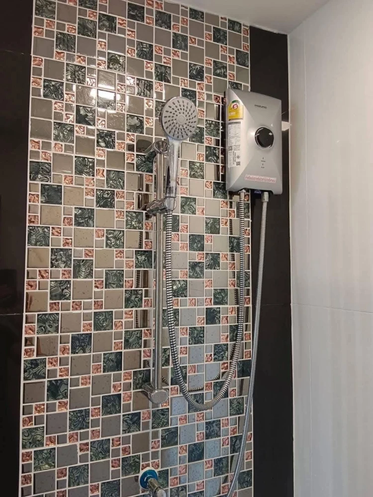 ให้เช่า The One Plus Grand Ramkhamhaeng ห้องพร้อมอยู่ เฟอร์ฑร้อม ชั้นไม่สูงเข้าออกสะดวกสาย จองเลย