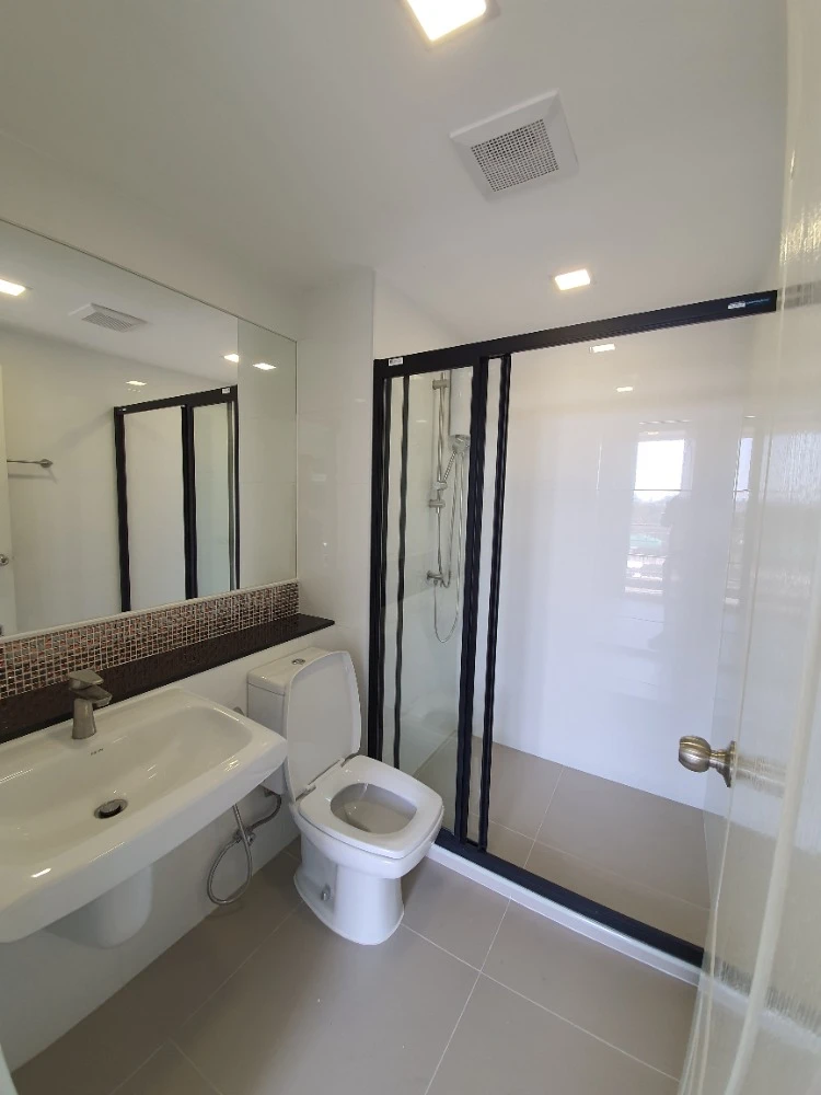 ให้เช่า The One Plus Grand Ramkhamhaeng 2 ห้องนอน ห้องกว้าง โปร่ง โล่ง สนใจจองเลย