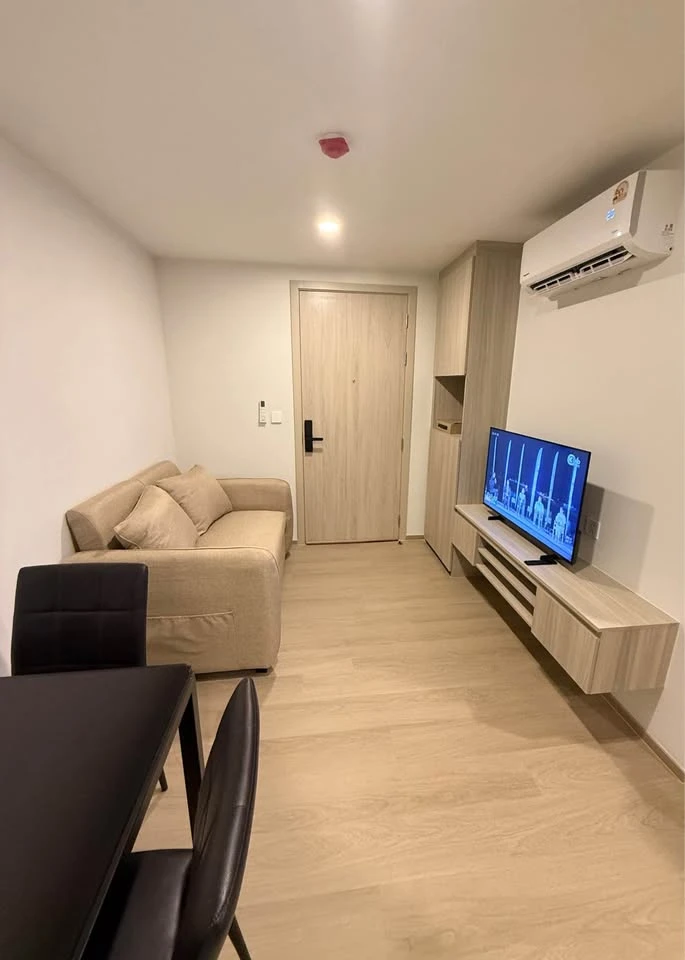 ให้เช่า The Origin Phaholyothin 57 ห้องมุมให้ความเป็นส่วนตัว ในทำเลสุดปัง เดินทางสะดวก จองเลย