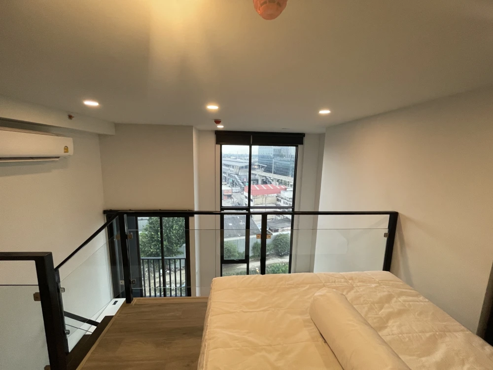 ให้เช่า The Origin Plug & Play Ramintra ห้องน่าอยู่ เพดานสูงโปร่งโล่ง วิวสวยไม่บล็อค รีบจองเลยตอนนี้