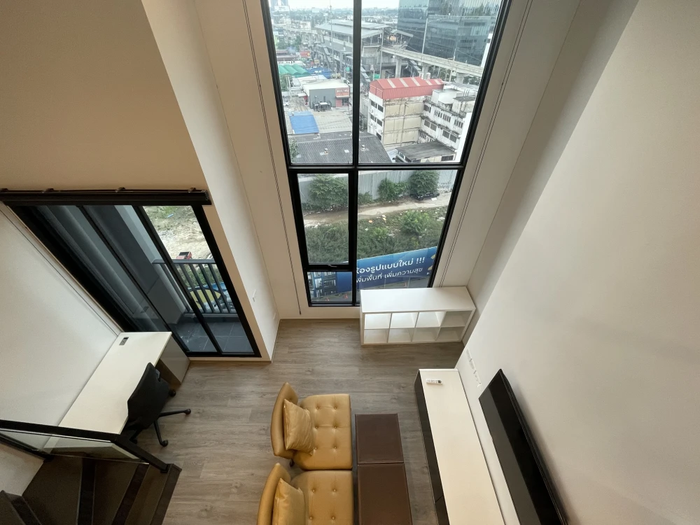 ให้เช่า The Origin Plug & Play Ramintra ห้องน่าอยู่ เพดานสูงโปร่งโล่ง วิวสวยไม่บล็อค รีบจองเลยตอนนี้
