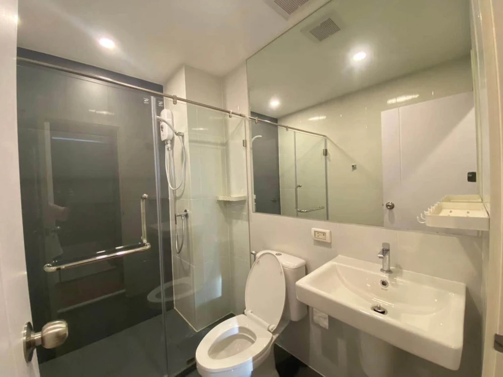 ให้เช่า THE ORIGIN Ram 209 Interchange ห้องน่าอยู่ เฟอร์ เครื่องใช้ไฟฟ้าครบครัน ราคาคุ้ม มาจองเลย อย่ารอช้า