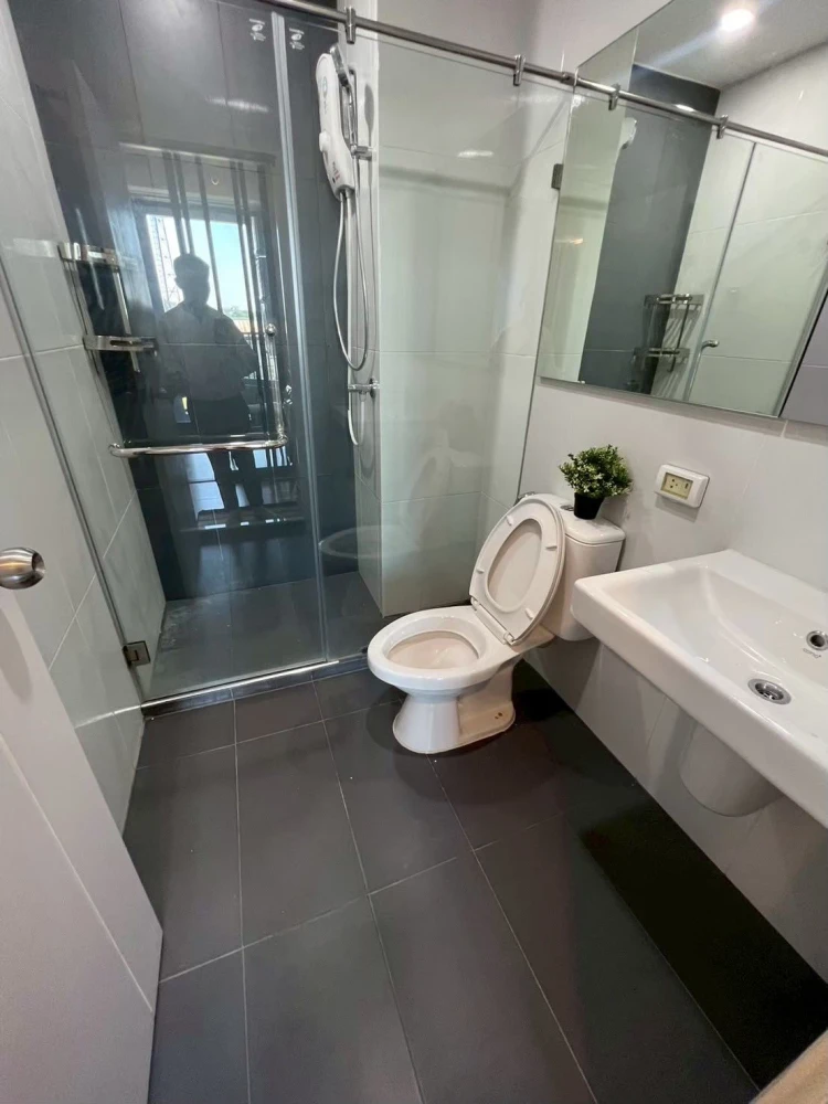 ให้เช่า THE ORIGIN Ram 209 Interchange ห้องแต่งครบ น่าอยู่ จองเลย ด่วนๆ