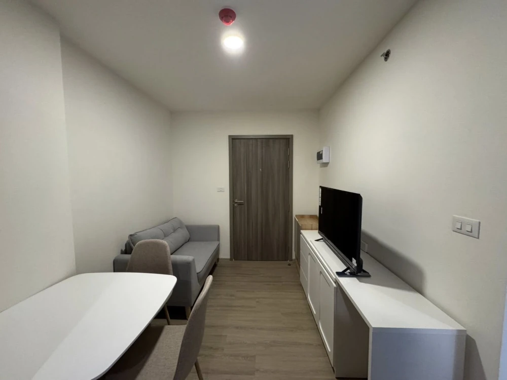 ให้เช่า The Origin Sukhumvit - Praksa ห้องน่าอยู่ ชั้น 12 มาพร้อมเฟอร์นิเจอร์ครบครัน หิ้วกระเป๋าเข้าอยู่ได้เลยจ้า