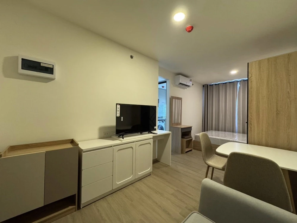 ให้เช่า The Origin Sukhumvit - Praksa ห้องน่าอยู่ ชั้น 12 มาพร้อมเฟอร์นิเจอร์ครบครัน หิ้วกระเป๋าเข้าอยู่ได้เลยจ้า