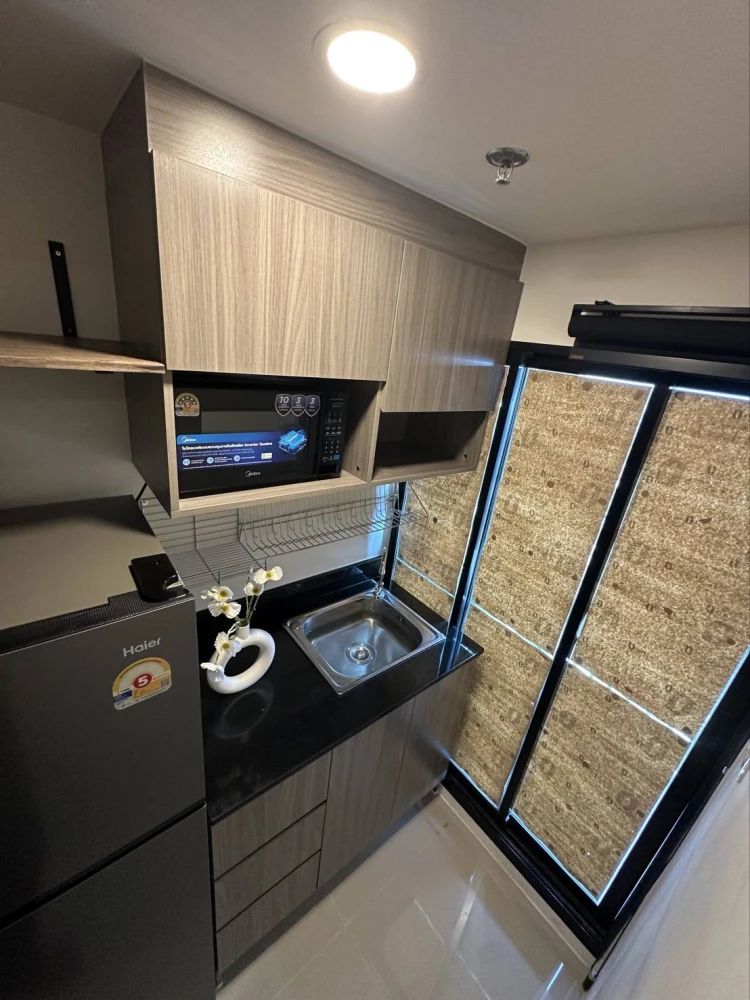 ให้เช่า The Origin Sukhumvit - Praksa ห้องริมติดห้องอื่นข้างเดียว  ชั้นสูง วิวโล่งมองเห็นทะเล วิวสวย ไม่บล็อค ทำเลดี จองเลย