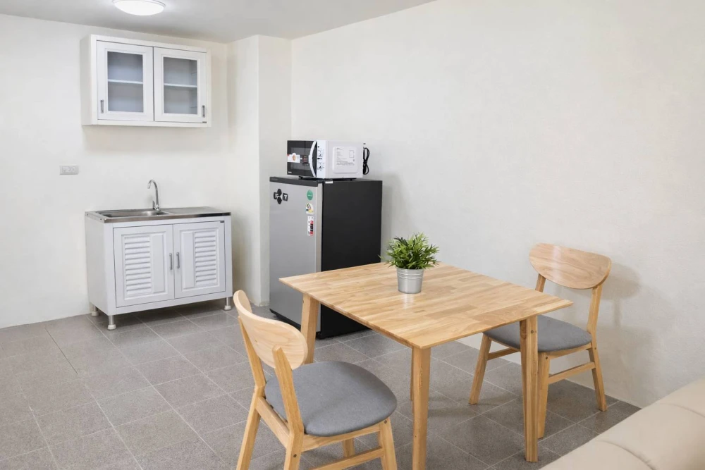 ให้เช่า The Parkland บางนา ห้องสวย โทนอบอุ่น Minimal ขนาดใหญ่กว่าห้องทั่วไปในโครงการ ชั้น 4 กำลังดี ลมดี ไม่ร้อน ห้ามพลาด