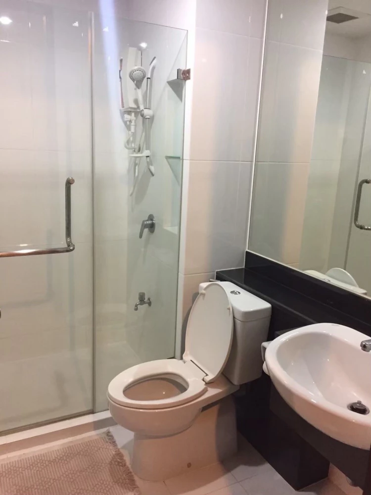 ให้เช่า The Parkland Grand Taksin ห้องกว้างอยู่สบาย ลมเย็นตลอดทั้งวัน พร้อมเข้าอยู่ได้เลย