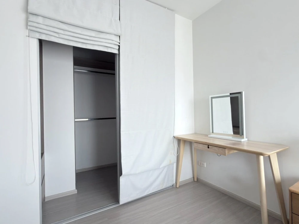 ให้เช่า  The Parkland Phetkasem 56 เฟอร์นิเจอร์ + เครื่องใช้ไฟฟ้าครบ หิ้วกระเป๋าเข้าอยู่ได้เลย