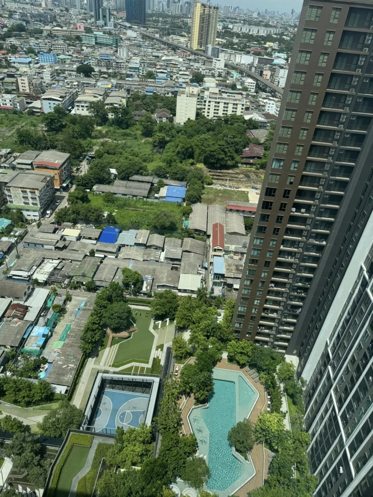 ให้เช่า The Parkland Phetkasem 56 1 ห้องนอน 1 ห้องน้ำ บิ้วอินผนังลายหินอ่อนสุดปัง มาพร้อมเฟอร์ครบครัน ห้ามพลาด