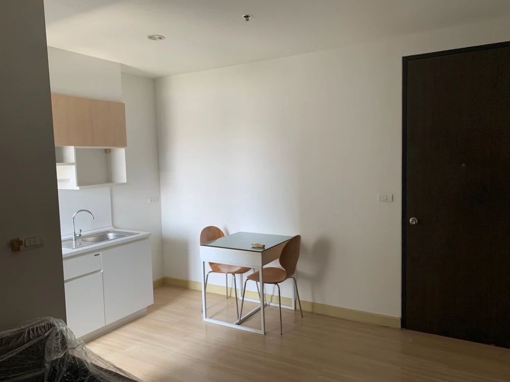 ให้เช่า The Parkland Srinakarin Lakeside ห้องกว้างอยู่สบาย ไม่อึดอัด พร้อมเฟอร์ฯครบชุด ต้องจอง