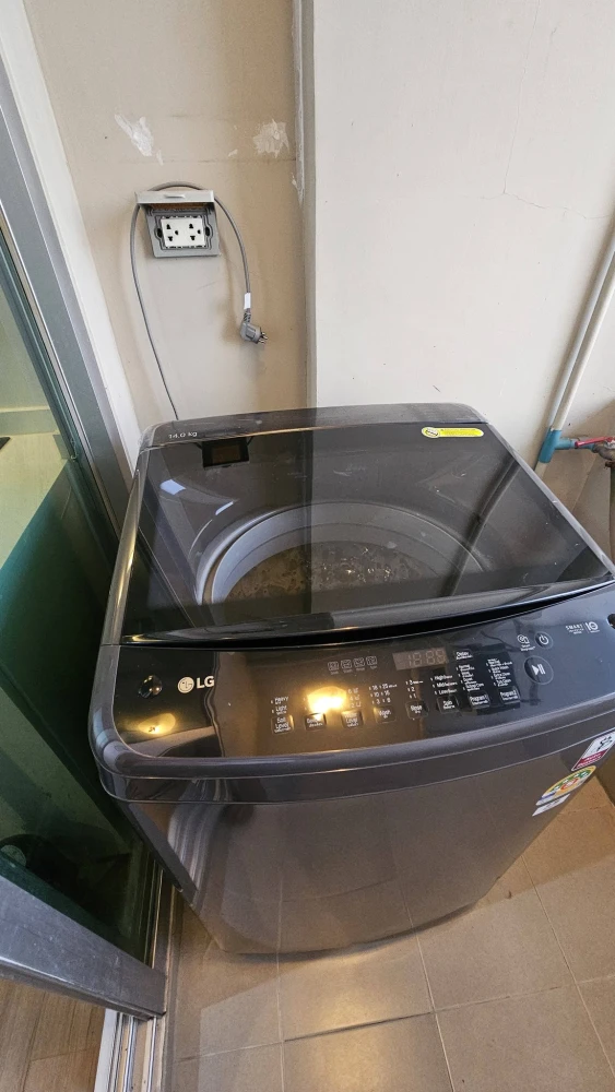 ให้เช่า The Parkland Srinakarin Lakeside 1 ห้องนอน 1 ห้องน้ำ ชั้น 19 ทำเลดี ไม่ร้อน จองด่วน