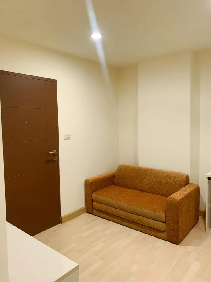 ให้เช่า The Plazo Bangsaen ห้องชั้น 4 มาพร้อมเฟอร์นิเจอร์และเครื่่องใช้ไฟฟ้าครบครัน หิ้วกระเป๋าเข้าอยู่ได้เลยจ้า