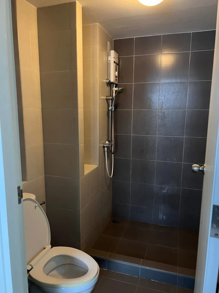 ให้เช่า The Point Condo LaemChabang ห้องชั้น 5 สิ่งอำนวยความสะดวกครบครัน หิ้วกระเป๋าเข้าอยู่ได้เลยจ้า