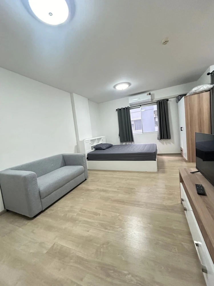 ให้เช่า The Point Condo LaemChabang ห้องน่าอยู่ ทำเลดี มาพร้อมสิ่งอำนวยความสะดวกครบครัน จองด่วน