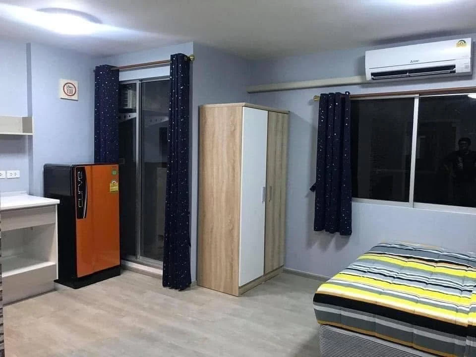 ให้เช่า The Point Condo LaemChabang ห้องพร้อมเข้าอยู่ เฟอร์พร้อม ราคาสบายกระเป๋า จองเลย