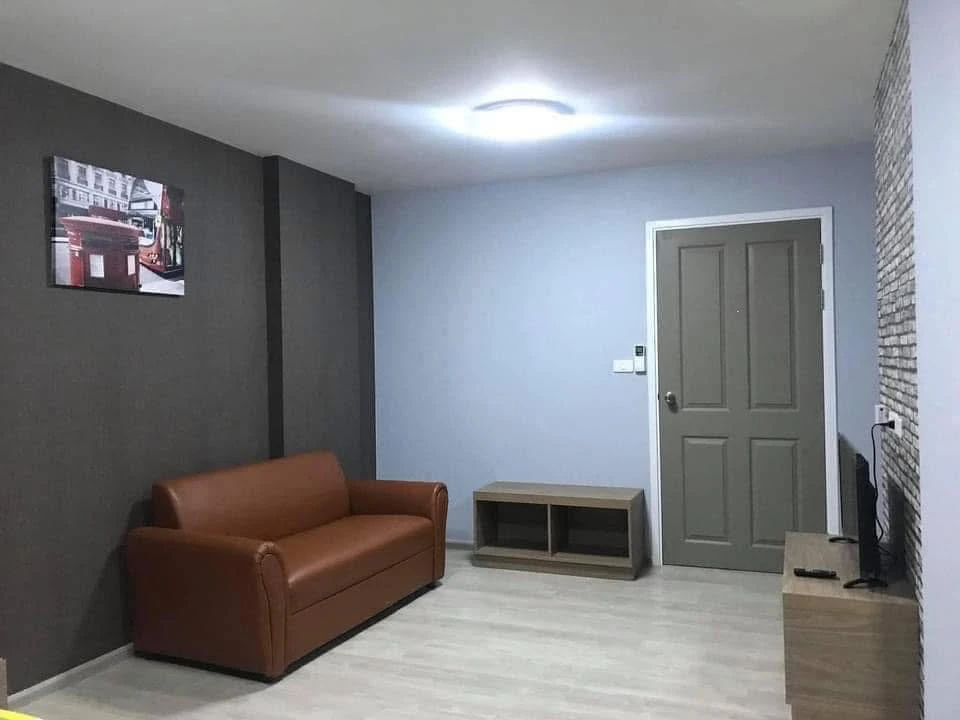 ให้เช่า The Point Condo LaemChabang ห้องพร้อมเข้าอยู่ เฟอร์พร้อม ราคาสบายกระเป๋า จองเลย