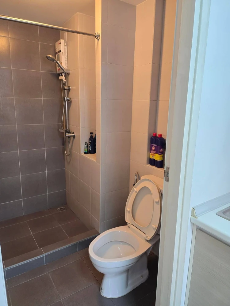 ให้เช่า The Point Condo LaemChabang ห้องสตูดิโอ มาพร้อมสิ่งอำนวยความสะดวกครบครัน รีบจองเลยจ้า