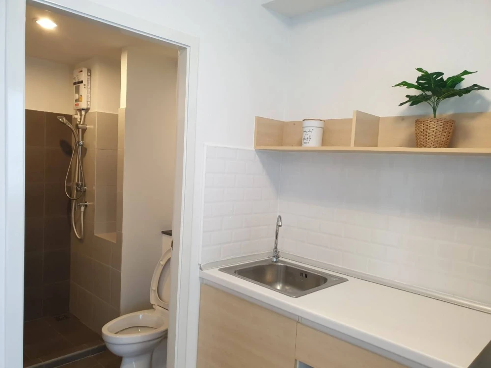 ให้เช่า The Point Condo Rangsit-Klong 6 ชั้น 4 ห้องแต่งครบ น่าอยู่ สนใจจองเลย