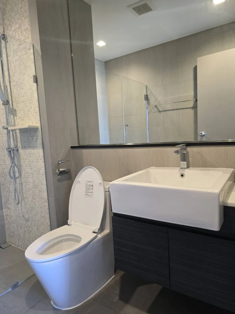 ให้เช่า The Politan Aqua   ห้องพร้อมอยู่ เฟอร์พร้อม ชั้นสูงลมดี วิวสวย จองเลย