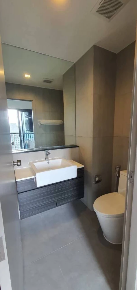 ให้เช่า The Politan Aqua Condo ห้องพร้อมอยู่ ชั้นสูง ลมดี เฟอร์ครบ รีบจองเลย+++
