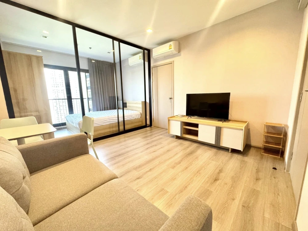 ให้เช่า The Politan Rive ห้องพร้อมอยู่ ชั้น 38 ทิศเหนือ วิวดีมากกก สะดวกครบจบที่นี่ มาจองเลย อย่าพลาดเด็ดขาด